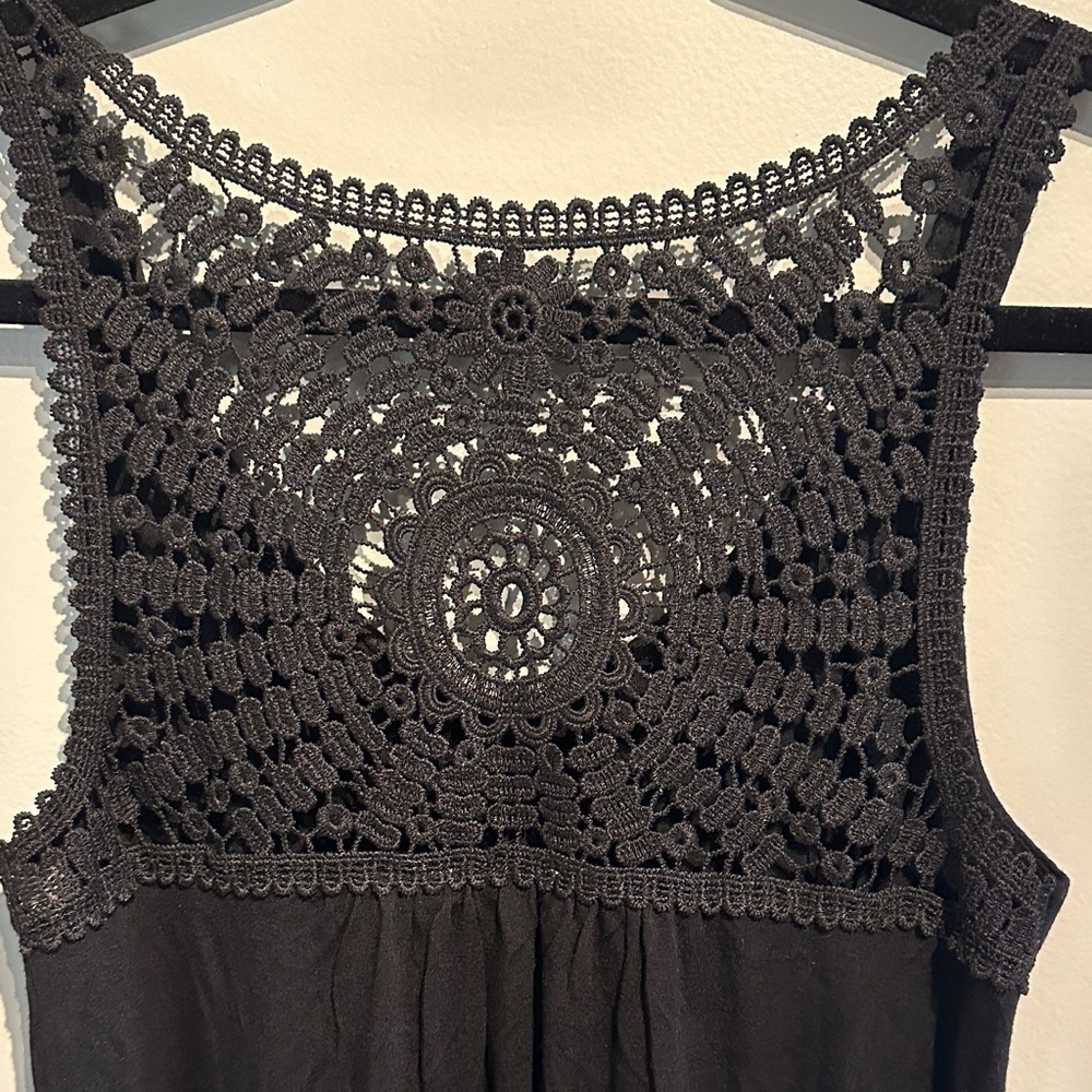 🌸Revolution by Ricki’s Black Lace Back Women's Top - Picture 4 of 7